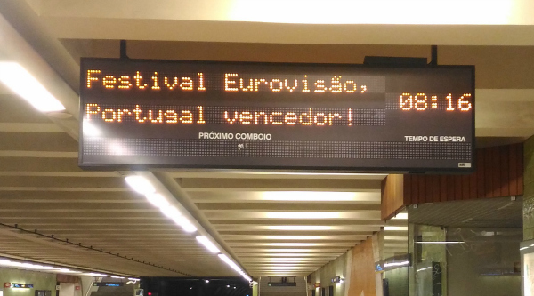 Foto: Metro de Lisboa dá os parabéns a Salvador Sobral - (c) MyWay