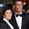 Cristiano Ronaldo com a mãe Dolores Aveiro