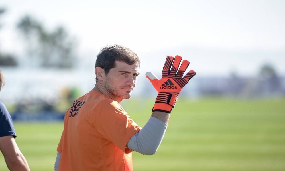 Iker Casillas faz alusão a fotos da Catalunha