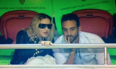 Madonna assiste ao jogo Portugal vs Suíça com um homem mistério