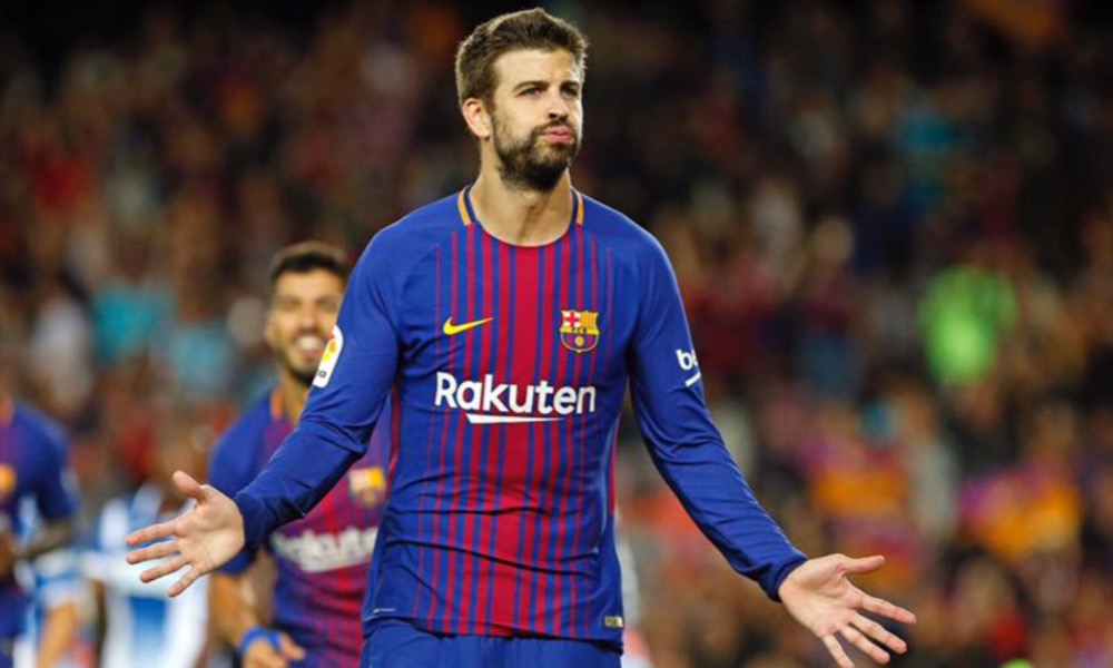 Gerard Piqué assinou uma camisola do Vizela