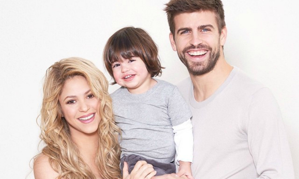 Shakira e Piqué com o filho Milan