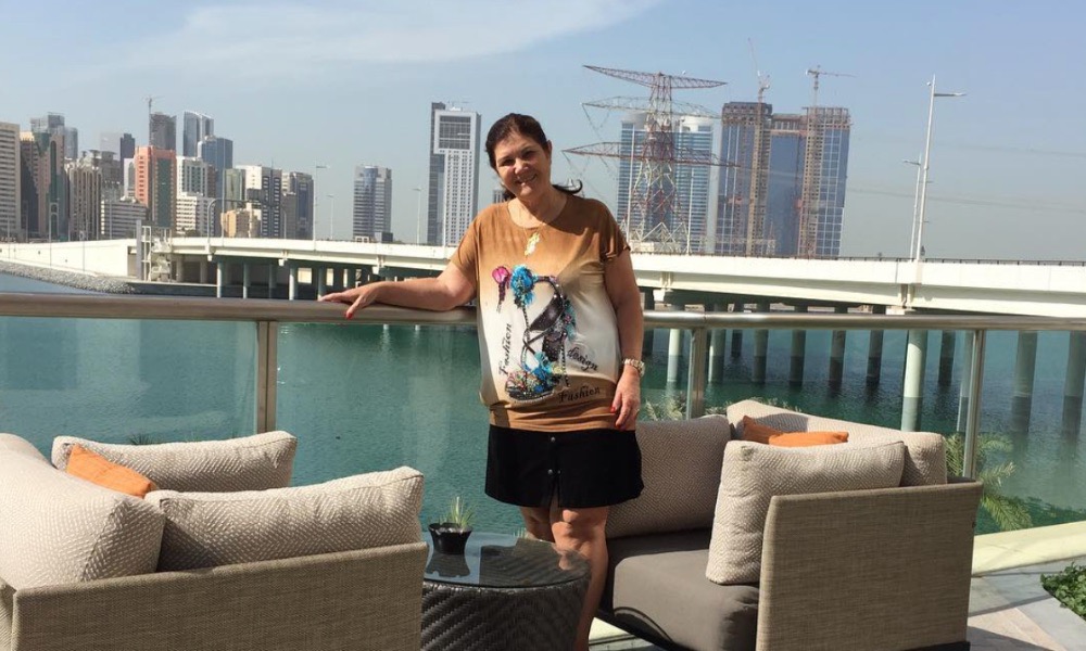 Dolores Aveiro no Dubai