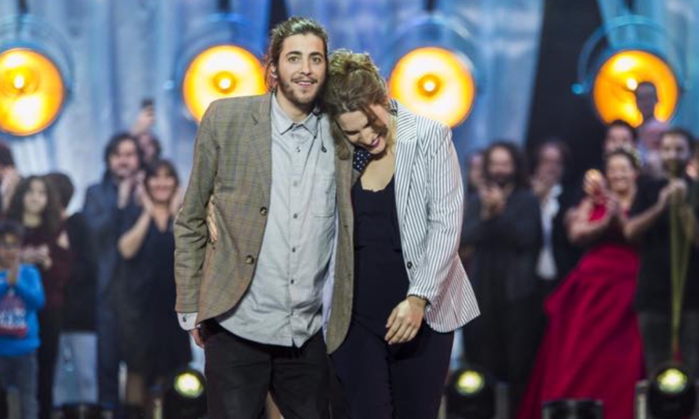 Salvador Sobral com a irmã Luísa Sobral na Eurovisão
