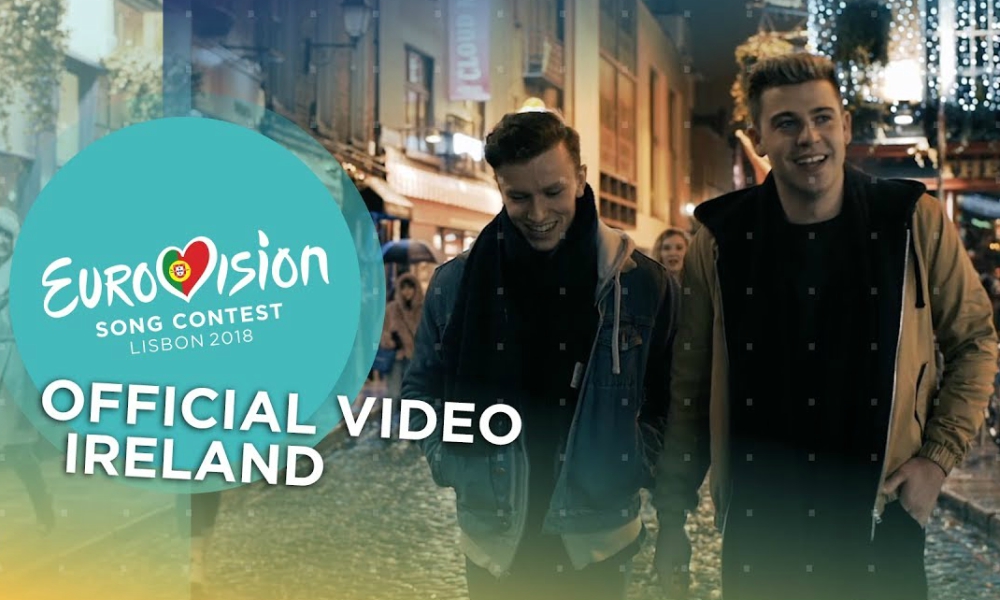 Vídeo da música da Irlanda para a Eurovisão causa tensão com a Rússia para mostrar um casal homosexual