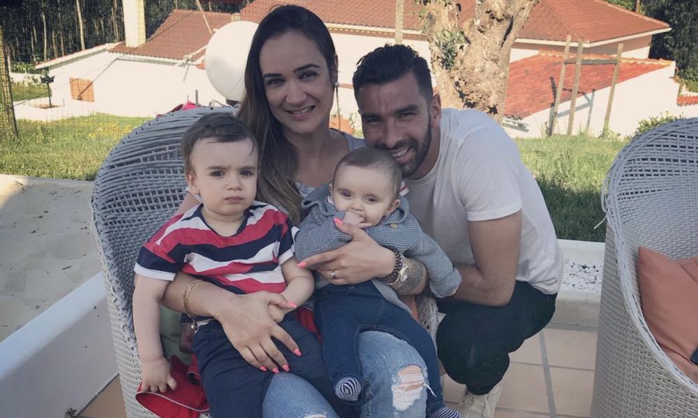 Rui Patrício com a mulher e os filhos